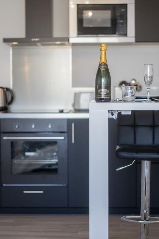 Sweethome Dijon - Black & White Bagian luar foto